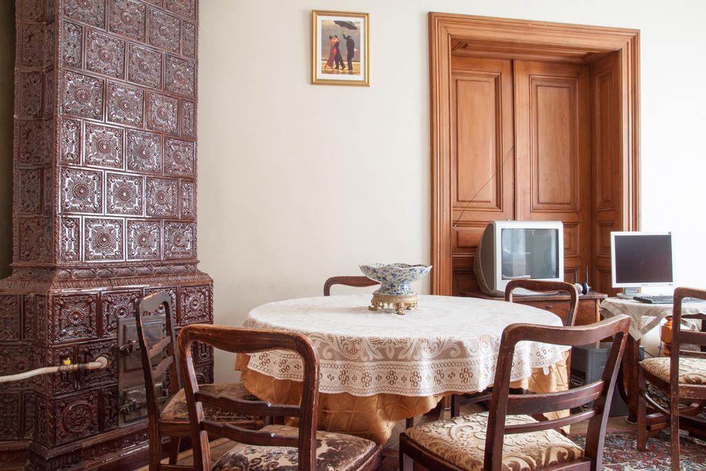 "Eva Stories" Movie Apartment On Rynok Square Lviv Eksteriør billede